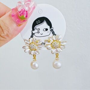 Gold Sunflower dangle earring